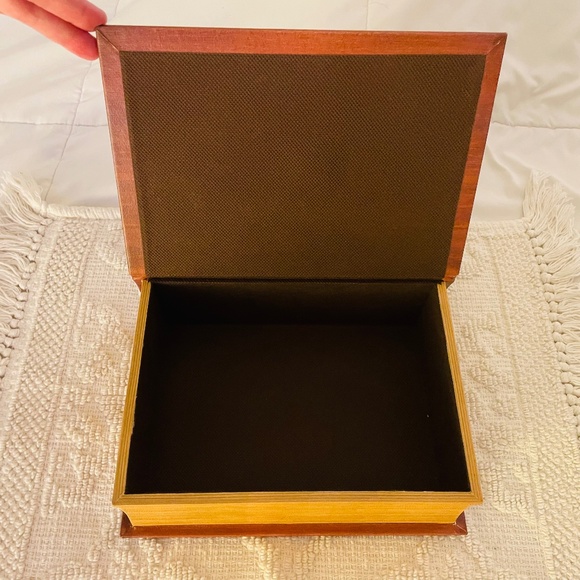 Decorative Book Storage Box - Picture 3 of 3